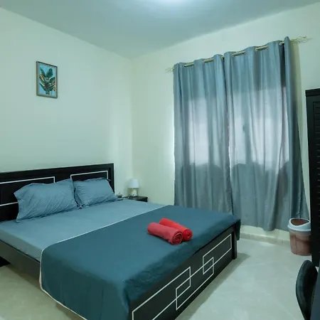 Tourist Homes Abudhabi Musaffah Near Bus Station One Private Room In Three Bedroom Apartment Abu Dhabi Exterior photo