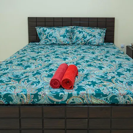 Tourist Homes Abudhabi Musaffah Near Bus Station One Private Room In Three Bedroom Apartment Abu Dhabi Exterior photo