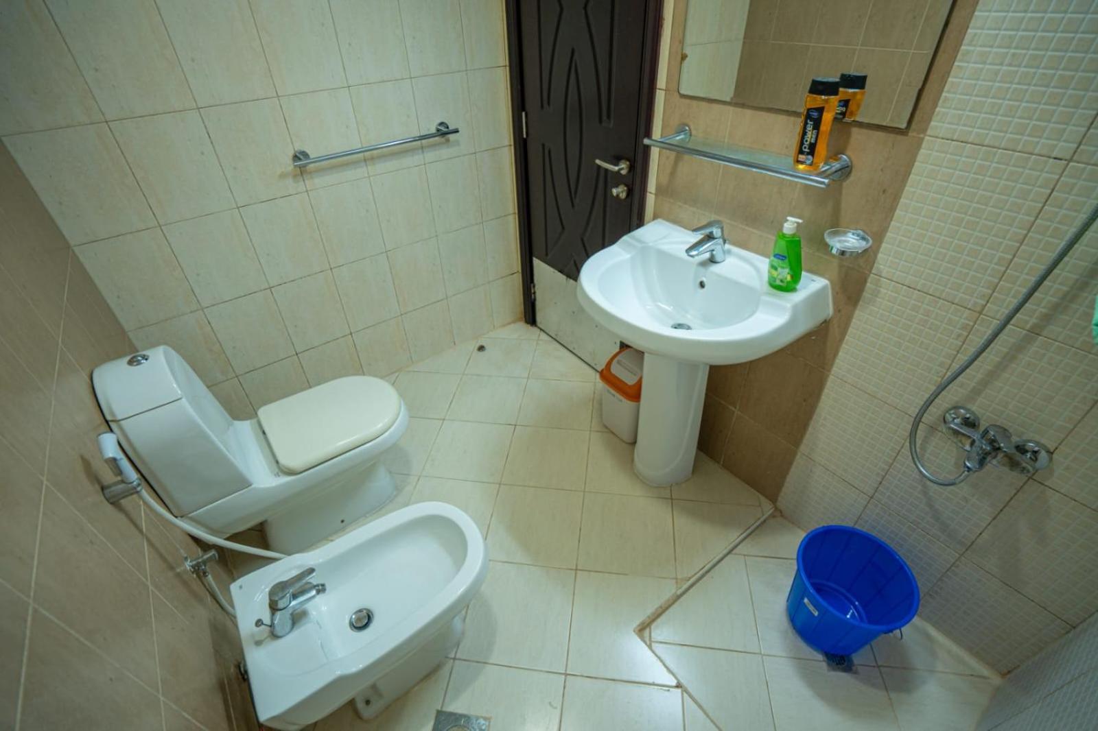 Apartment Tourist Homes Abudhabi Musaffah Near Bus Station One Private In Three Bedroom Abu Dhabi