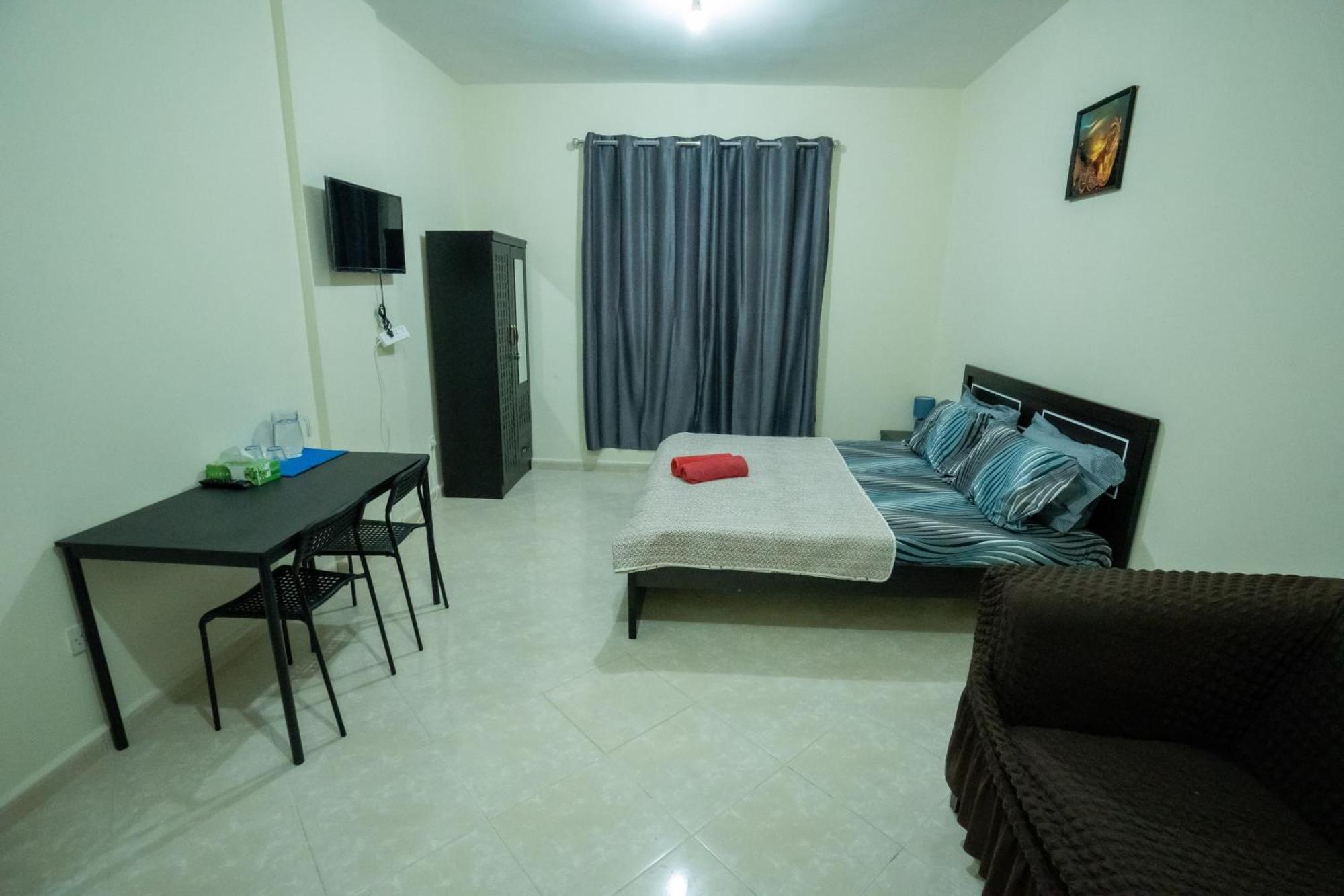 Apartment Tourist Homes Abudhabi Musaffah Near Bus Station One Private In Three Bedroom Abu Dhabi