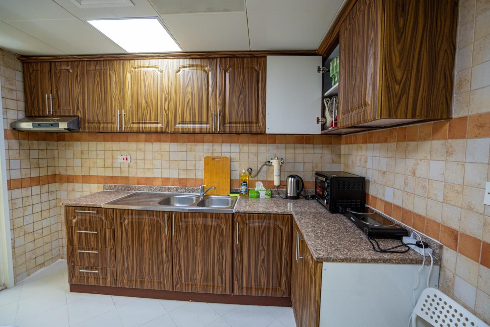 Tourist Homes Abudhabi Musaffah Near Bus Station One Private In Three Bedroom Abu Dhabi
